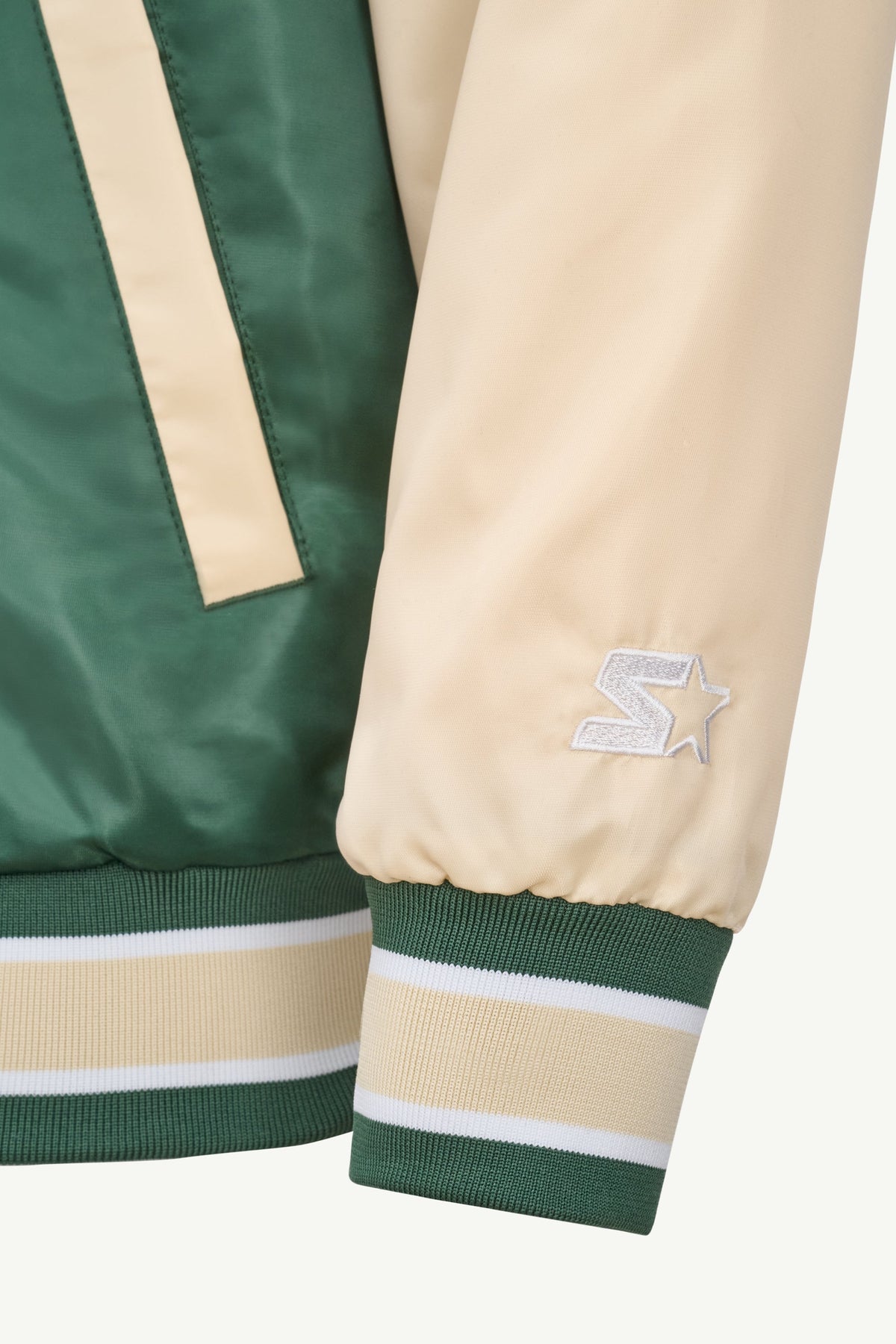 MENS MILWAUKEE BUCKS SATIN VARSITY JACKET  | Starter