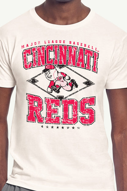 MENS CINCINNATI REDS DISTRESSED COOPERSTOWN DIAMOND SHORT SLEEVE T SHIRT - Vintage White