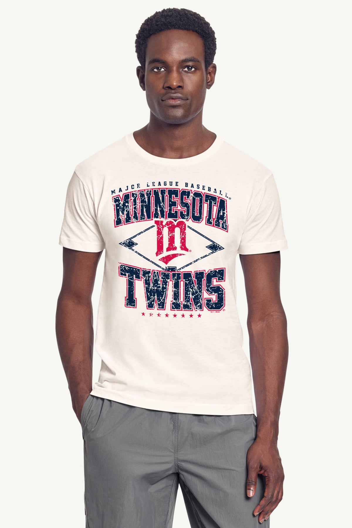 MENS MINNESOTA TWINS DISTRESSED COOPERSTOWN DIAMOND SHORT SLEEVE T SHIRT - Vintage White