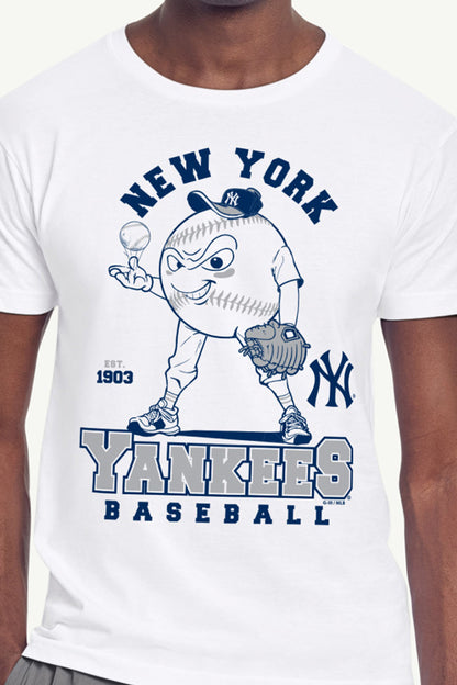 MENS NEW YORK YANKEES BASEBALL CHARACTER SHORT SLEEVE T SHIRT - White