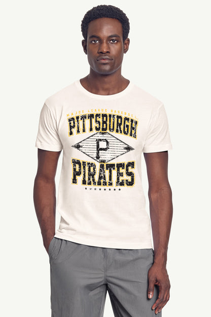 MENS PITTSBURGH PIRATES  DISTRESSED COOPERSTOWN DIAMOND SHORT SLEEVE T SHIRT - Vintage White