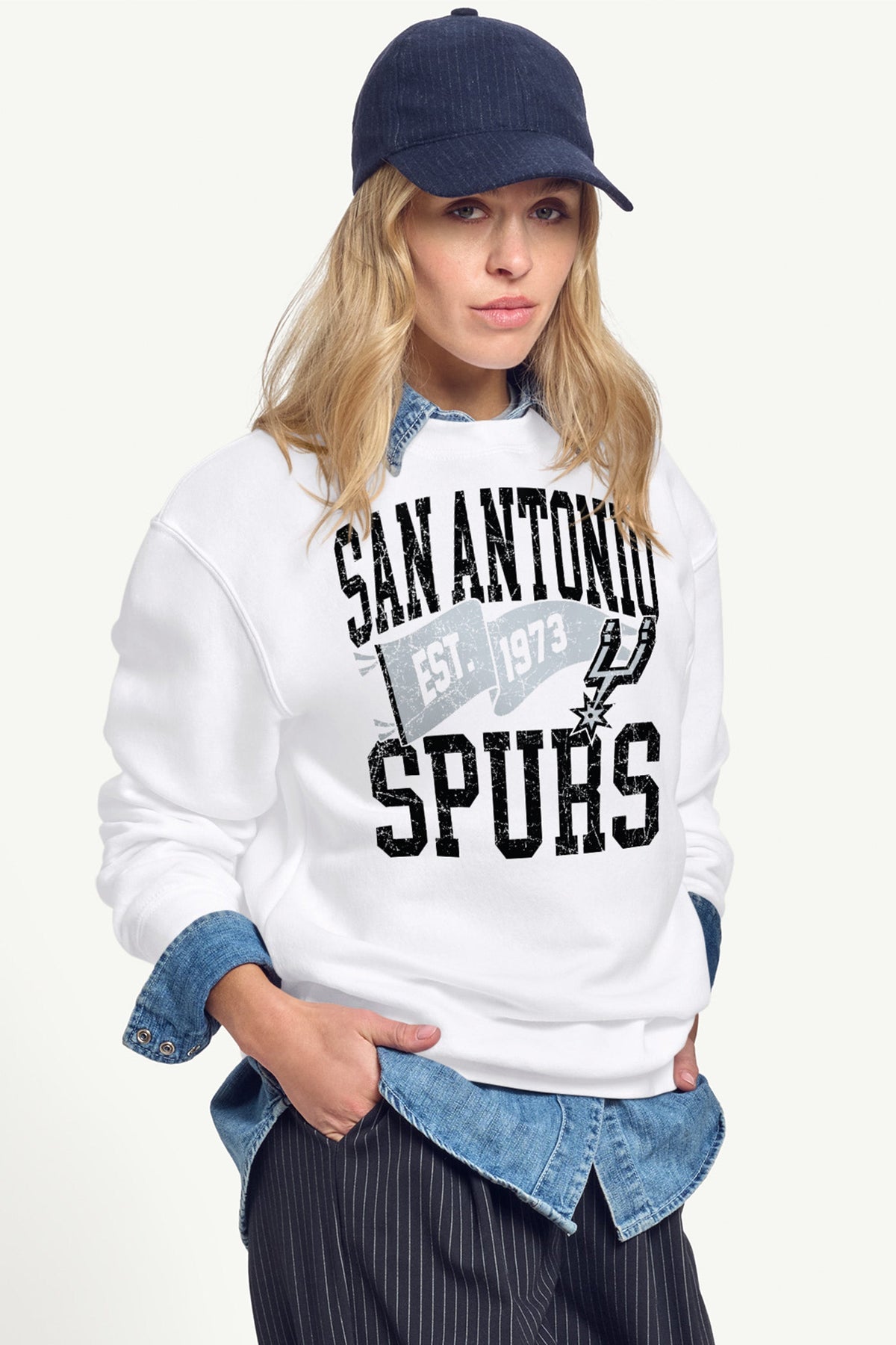 WOMENS SAN ANTONIO SPURS PENNANT SWEATSHIRT - White