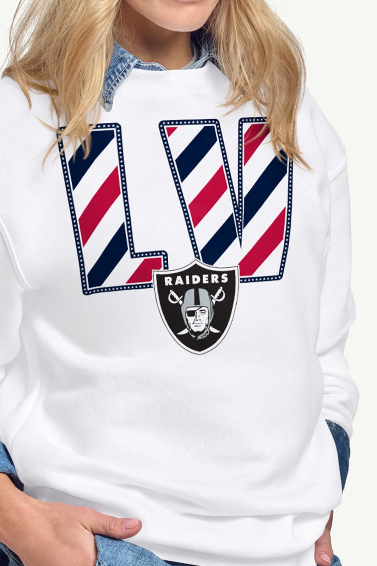 WOMENS LAS VEGAS RAIDERS STARS AND STRIPES SWEATSHIRT - White