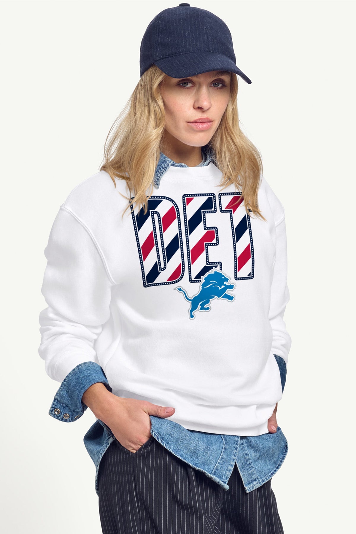 WOMENS DETROIT LIONS STARS AND STRIPES SWEATSHIRT - White