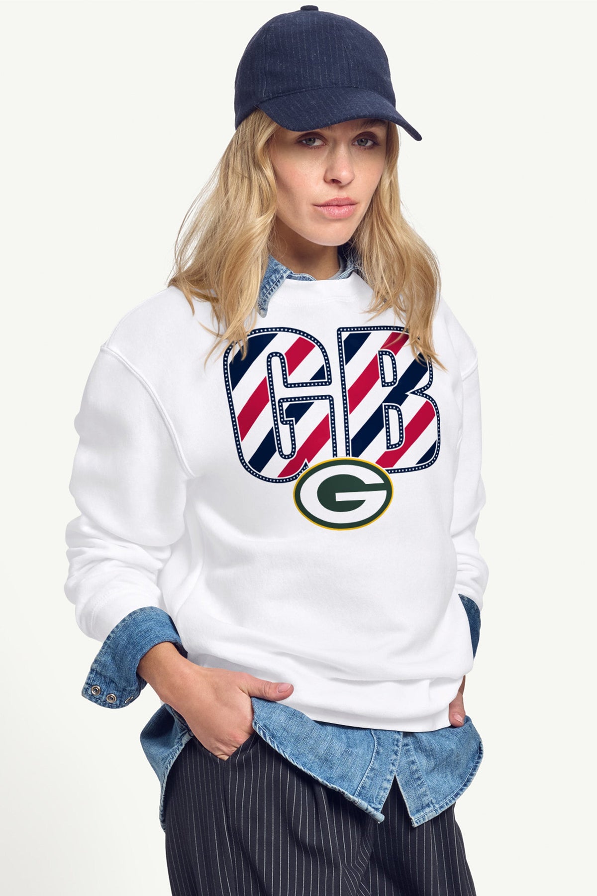WOMENS GREEN BAY PACKERS STARS AND STRIPES SWEATSHIRT - White